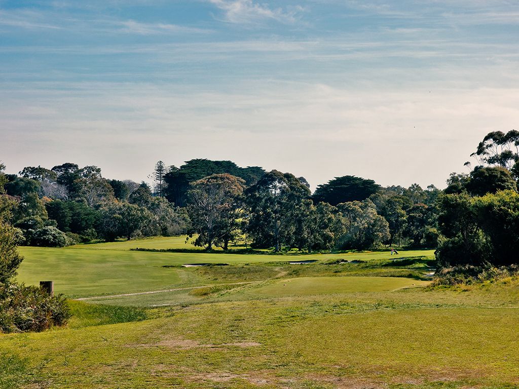 4th Hole at Royal Melbourne Golf Club (Presidents Cup) (439 Yard Par 4)